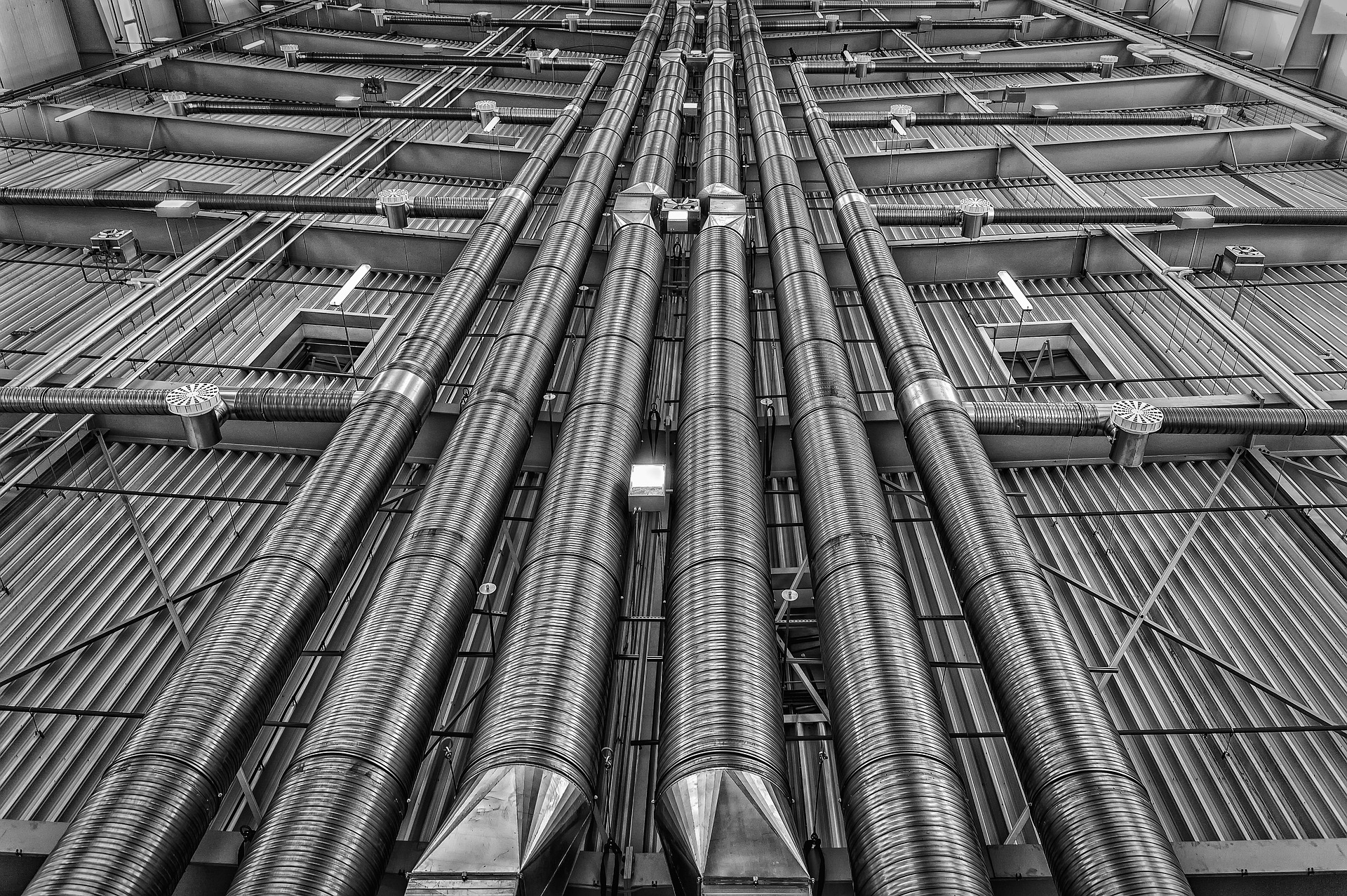 pipes-4161383_1920.jpg